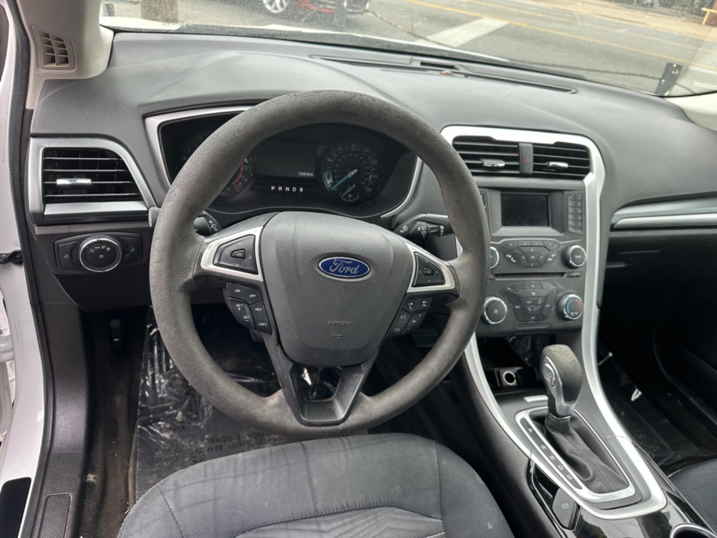 2016 Ford Fusion (3FA6P0H71GR) , located at 419 N 18th St., Monroe, LA, 71201, (318) 410-9250, 32.514370, -92.105133 - Photo#2